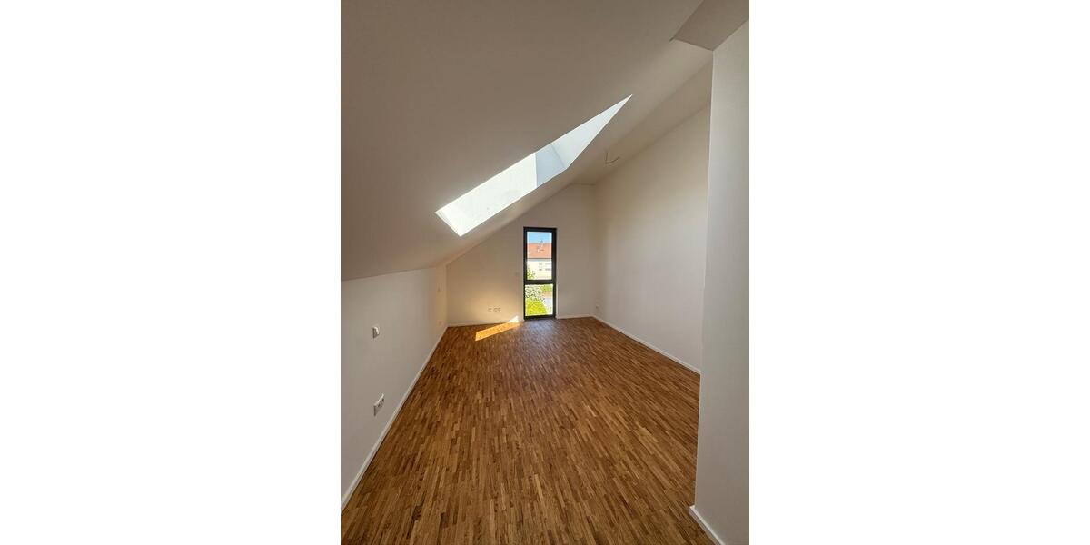 Einfamilienhaus Bodenheim - 3 Zimmer, 120 m&sup2;, 2.400&euro; | Angebot:26398550