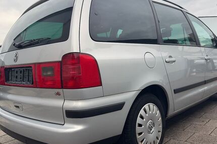 VW Sharan 235.719 km 3.000 € NEU ISENBURG 63263