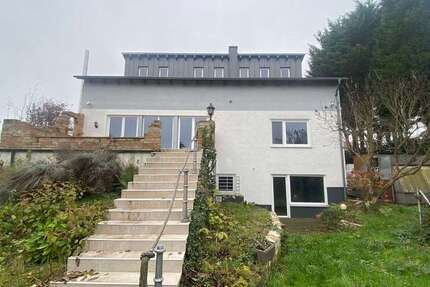 Haus Hofheim am taunus - 8 Zimmer, 219 m&sup2;, 998.000&euro; | Angebot:25564526