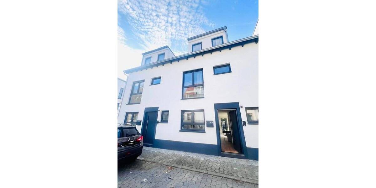 Modernes Neubau-Townhaus in Mainz 5 zimmer