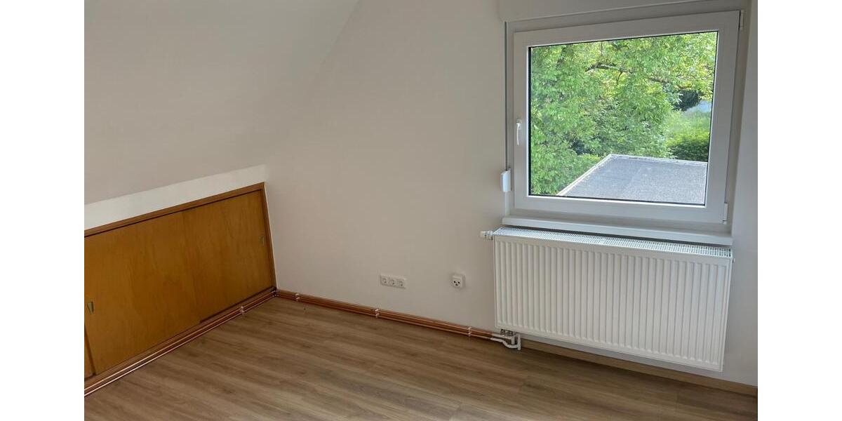 Maisonettenwohnung Waldems - 6 Zimmer, 155 m&sup2;, 1.650&euro; | Angebot:26382707