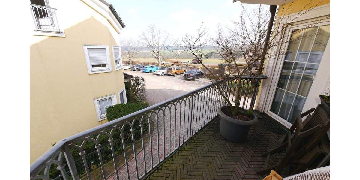 Etagenwohnung Taunusstein Hambach - 3 Zimmer, 83 m&sup2;, 225.000&euro; | Angebot:25424278
