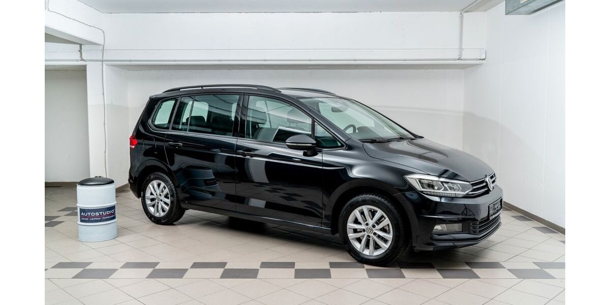 VW Touran 7.949 km 32.500 € Nieder-Olm 55268