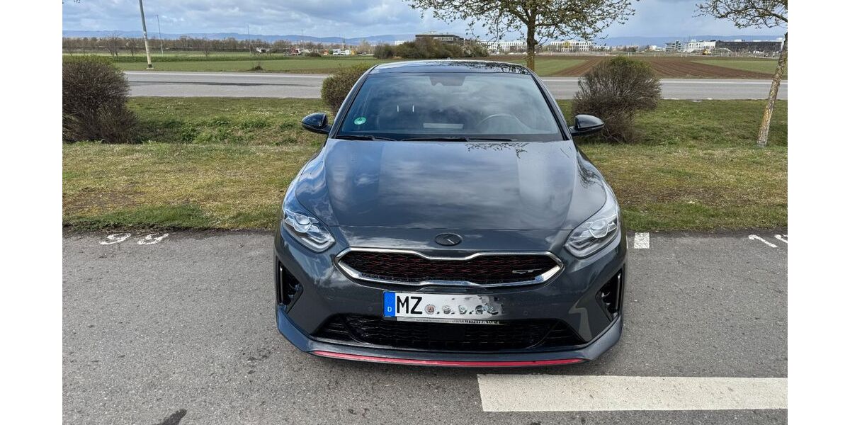 Kia pro ceed / ProCeed 86.000 km 19.250 &euro; Mainz 55122