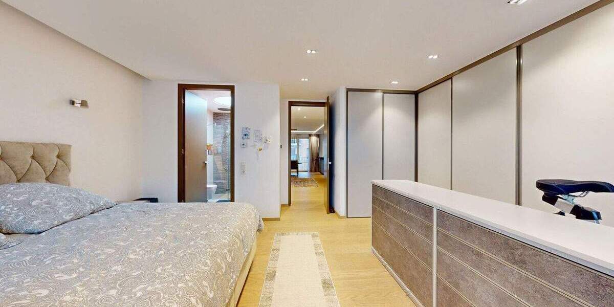 Etagenwohnung Frankfurt am Main Gallus - 4 Zimmer, 130 m&sup2;, 2.590&euro; | Angebot:25663763