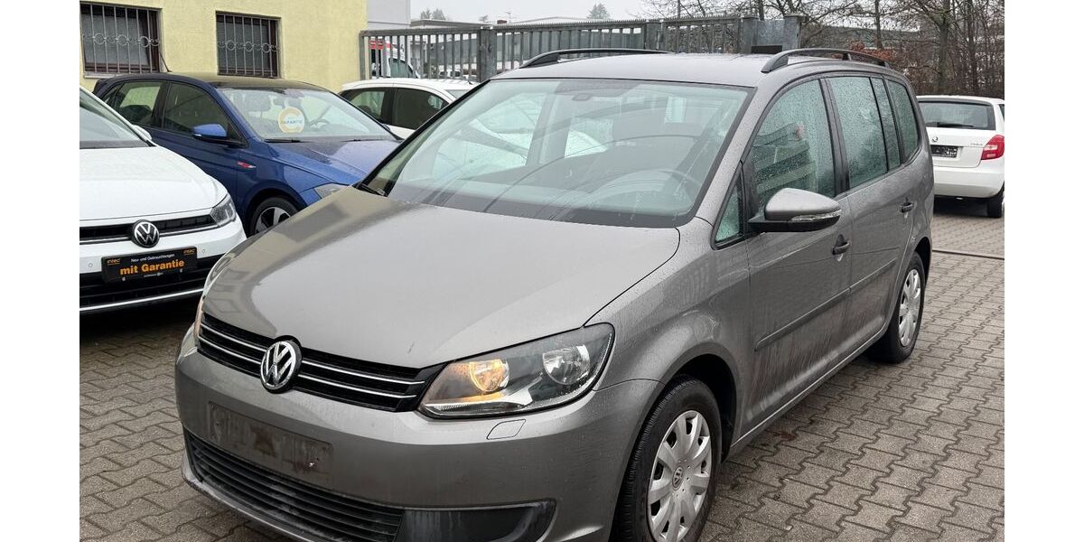VW Touran 163.000 km 5.300 &euro; Kelkheim 65779