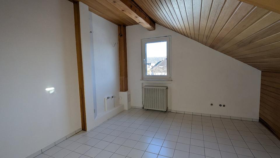 Einfamilienhaus Kelkheim (Taunus) - 8 Zimmer, 211 m&sup2;, 3.000&euro; | Angebot:26136507