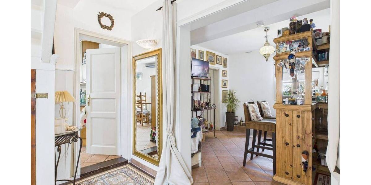 Einfamilienhaus Wiesbaden Igstadt - 7 Zimmer, 225 m&sup2;, 685.000&euro; | Angebot:25799596