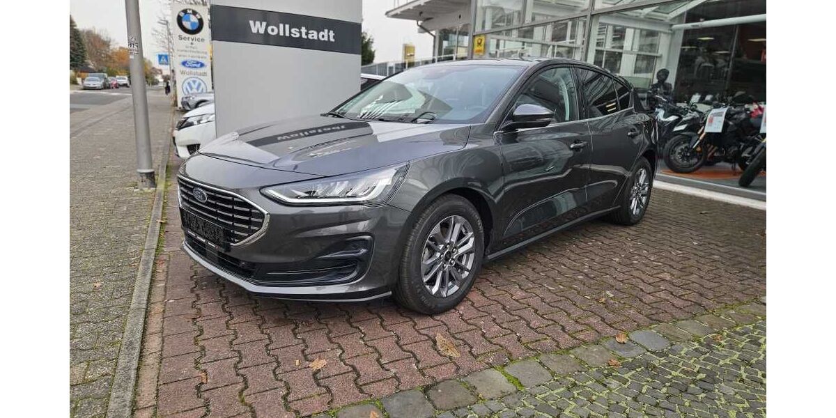 Ford Focus 14.800 km 19.990 € Hattersheim 65795