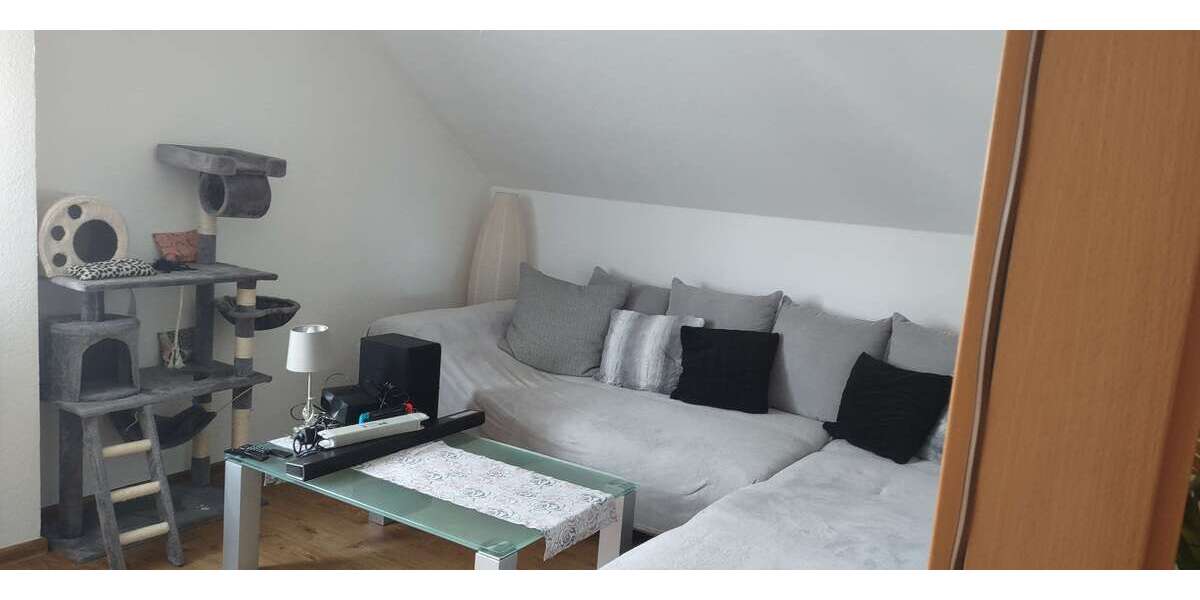 Etagenwohnung Rüsselsheim - 3 Zimmer, 75 m&sup2;, 900&euro; | Angebot:26915537