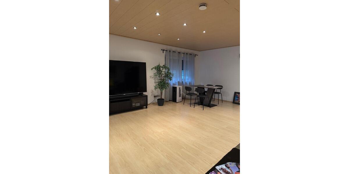 Erdgeschoßwohnung Raunheim - 2 Zimmer, 93 m&sup2;, 1.500&euro; | Angebot:25178774