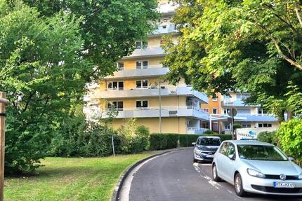 Hofheim - ab Feb 26: Neu sanierte 3ZKB Whg, 2 Balkone, 102 QM 3 zimmer