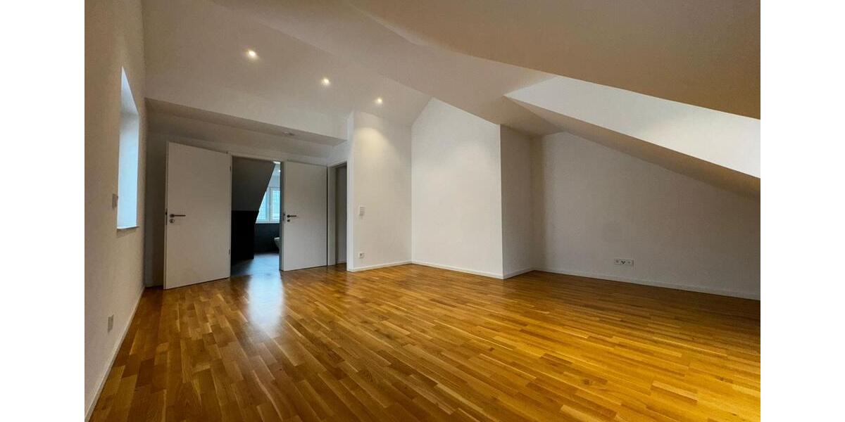 MODERN 2021 DUPLEX with approx. 170m², garden and garage, located less than 10 minutes from Clay 5 zimmer