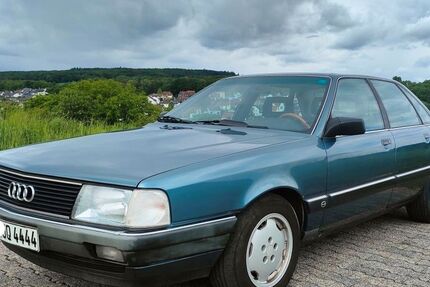Audi 100 305.000 km 5.500 &euro; Eppstein 65817