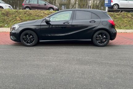 Mercedes-Benz A 180 145.677 km 10.500 &euro; Wiesbaden 65199