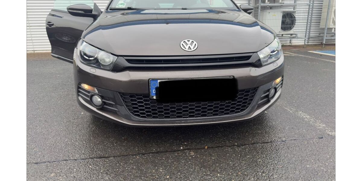 VW Scirocco 171.100 km 8.100 € Ginsheim 65462