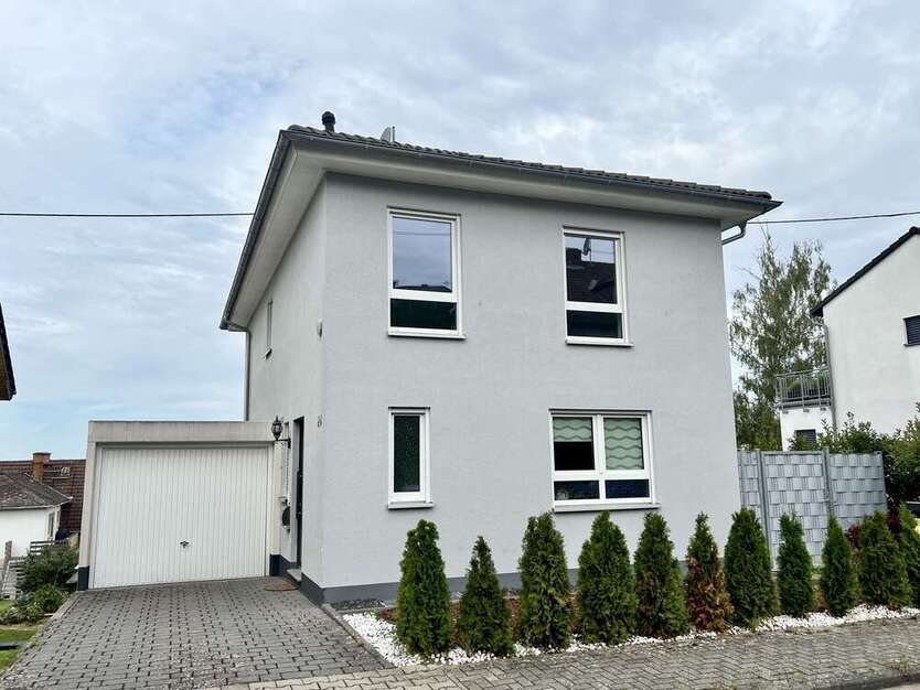 Haus zum Kaufen in Wiesbaden 869.000 € 177 m²