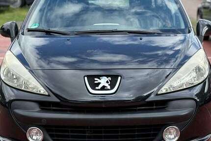 Peugeot 207 117.000 km 2.499 € Mainz 55118