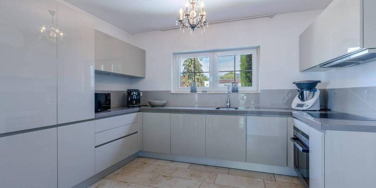 Einfamilienhaus Oberursel Weißkirchen - 6 Zimmer, 164 m&sup2;, 1.190.000&euro; | Angebot:26820574
