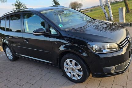 VW Touran 128.200 km 10.980 € Büttelborn 64572