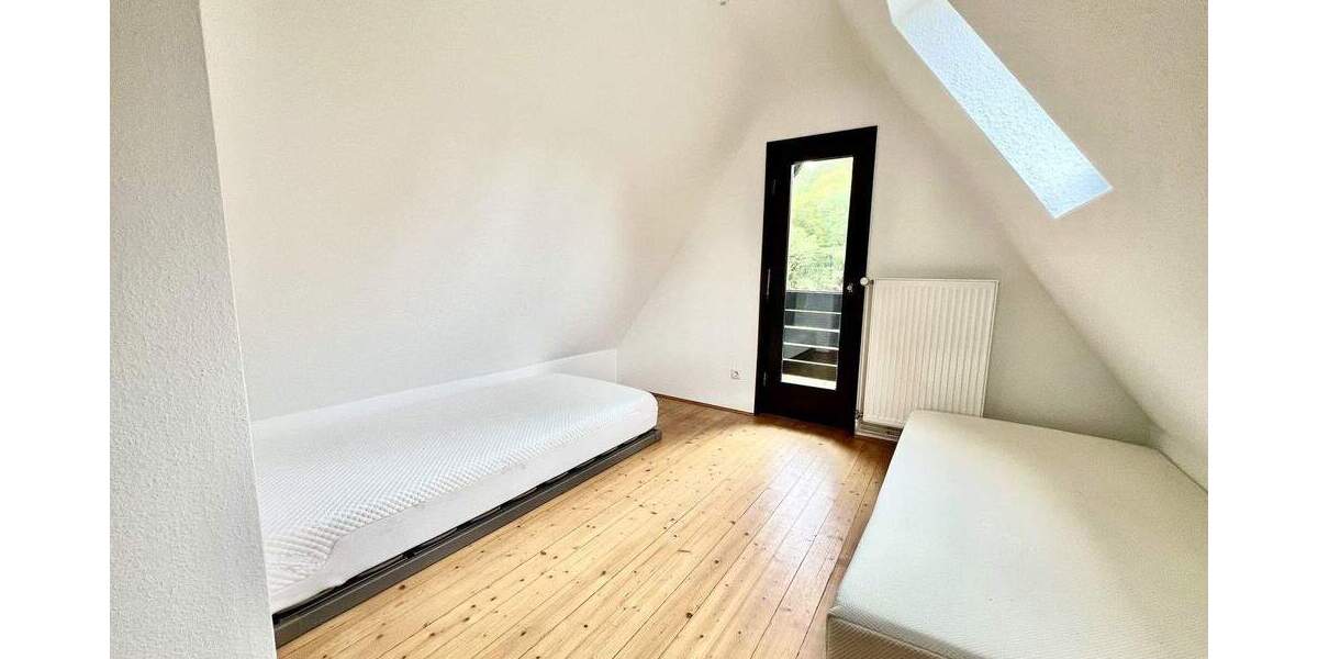 Mehrfamilienhaus, Wohnhaus Bad Soden Altenhain - 4 Zimmer, 90 m&sup2;, 800&euro; | Angebot:25274928