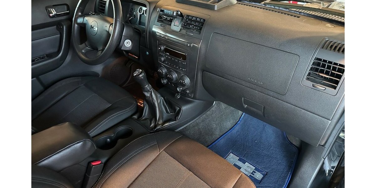 Hummer H3 3.7 |Sehr gepflegt|Offroad-Optik| 153.954 km 18.999 &euro; Mainz-Kostheim 55246