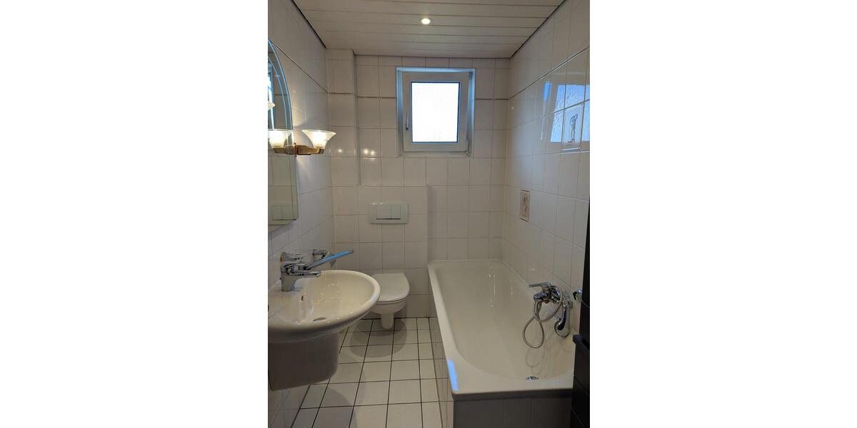 Etagenwohnung Rüsselsheim am Main - 4.5 Zimmer, 110 m&sup2;, 1.485&euro; | Angebot:26322094