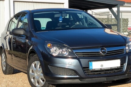 Opel Astra 132.000 km 4.900 &euro; Wiesbaden 65183