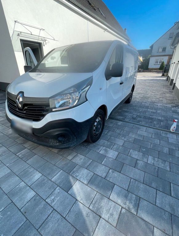Renault Trafic 230.000 km 5.400 € Schmitten 61389