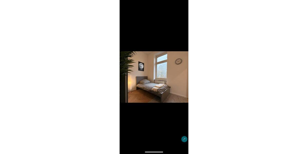 Etagenwohnung Wiesbaden Nordost - 4 Zimmer, 12 m&sup2;, 650&euro; | Angebot:26102421