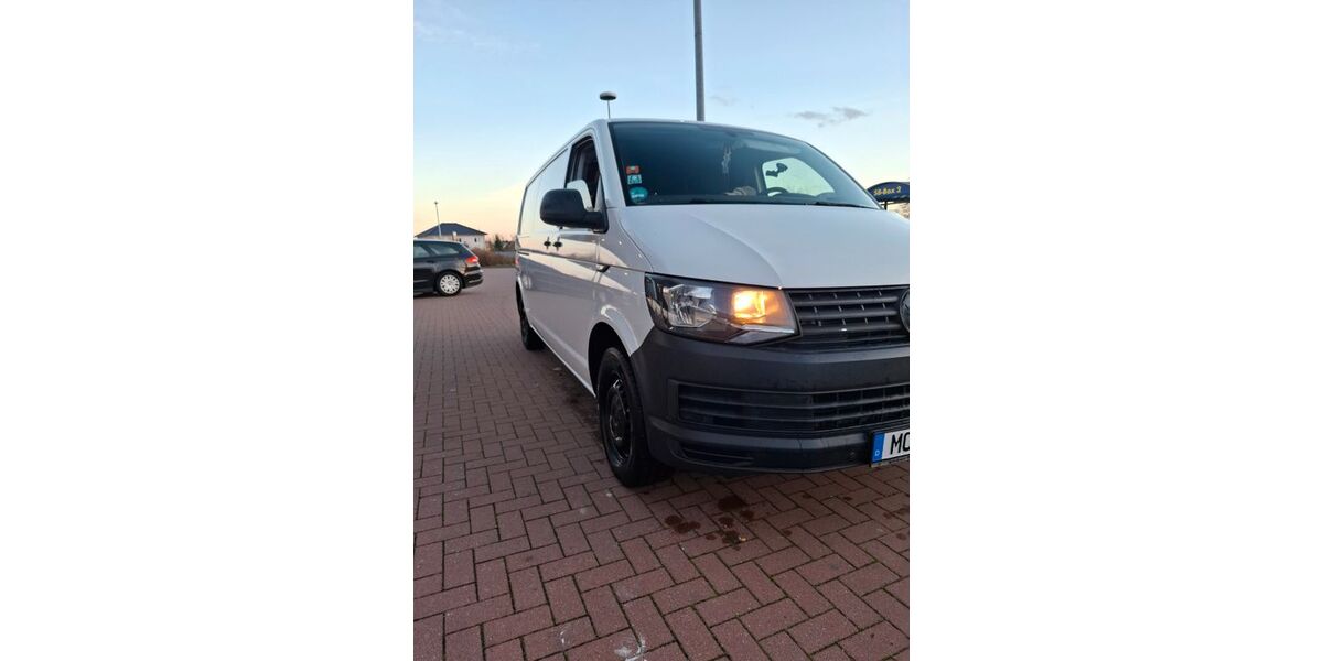 VW T6 Transporter 184.000 km 12.800 &euro; Stavenhagen 17153