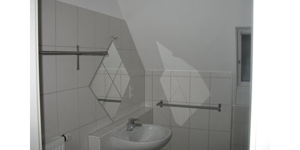 Bad Homburg-Kirdorf 50qm 2 Zimmer KücheDusch, Kellerraum,Kfz-Stp 2 zimmer