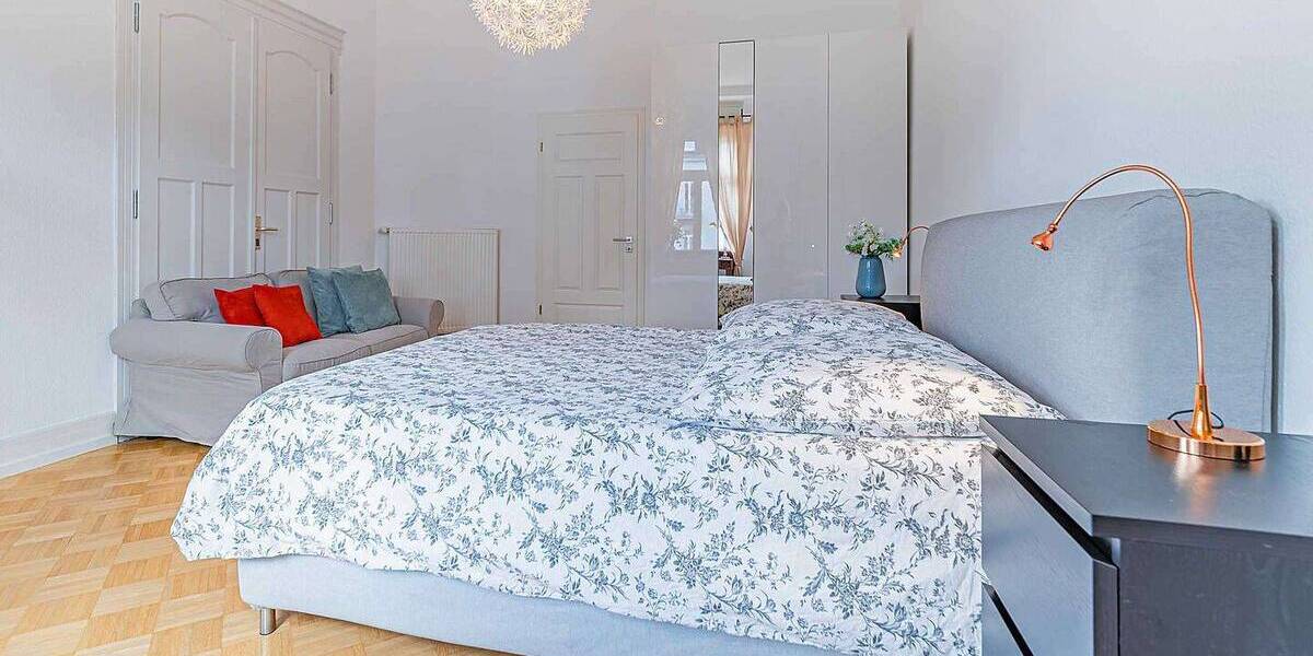 Etagenwohnung Frankfurt am Main Bockenheim - 3 Zimmer, 90 m&sup2;, 2.400&euro; | Angebot:26803848