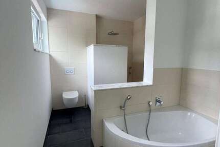 Haus zum Kaufen in Wiesbaden 849.000 € 170 m² 6 zimmer