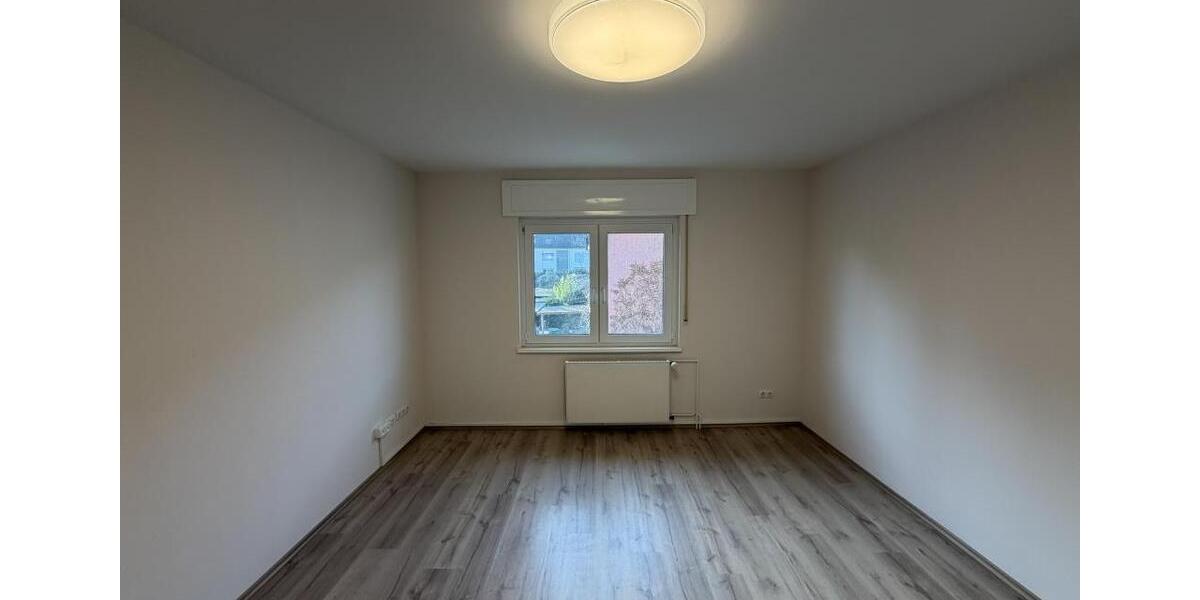 Einfamilienhaus Eschborn - 4 Zimmer, 123 m&sup2;, 1.499&euro; | Angebot:26147030