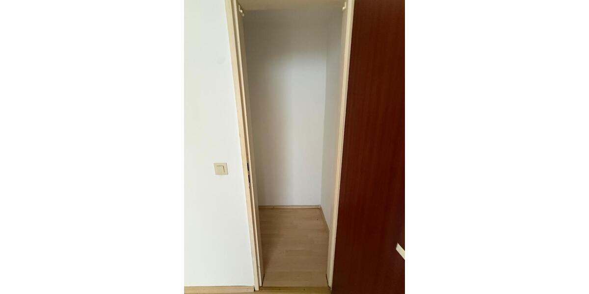 Etagenwohnung Rüsselsheim am Main - 1 Zimmer, 39 m&sup2;, 145.000&euro; | Angebot:26133722