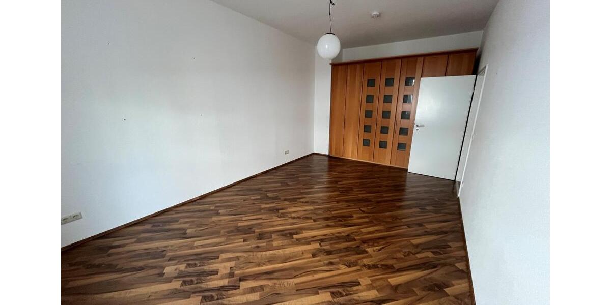 Etagenwohnung Ingelheim am Rhein - 3 Zimmer, 111 m&sup2;, 375.000&euro; | Angebot:25352748