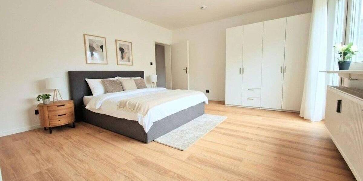 Frisch renoviert: 4-Zimmer-Wohnung mit Gemeinschaftsgarten, Balkon und Wintergarten 4 zimmer