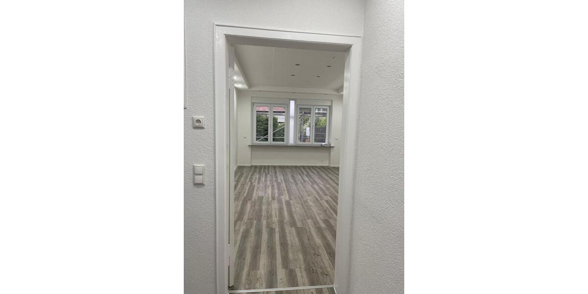 Etagenwohnung Mainz Laubenheim - 2.5 Zimmer, 80 m&sup2;, 1.250&euro; | Angebot:26351568