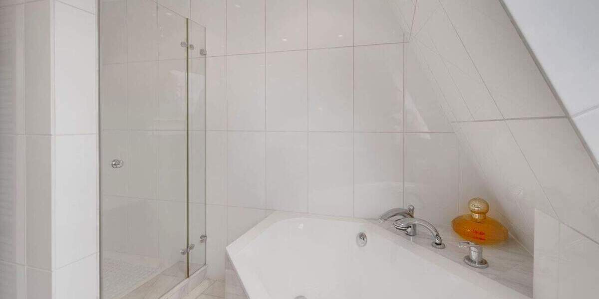 Einfamilienhaus Wiesbaden Nordenstadt - 7 Zimmer, 223 m&sup2;, 869.000&euro; | Angebot:25694639