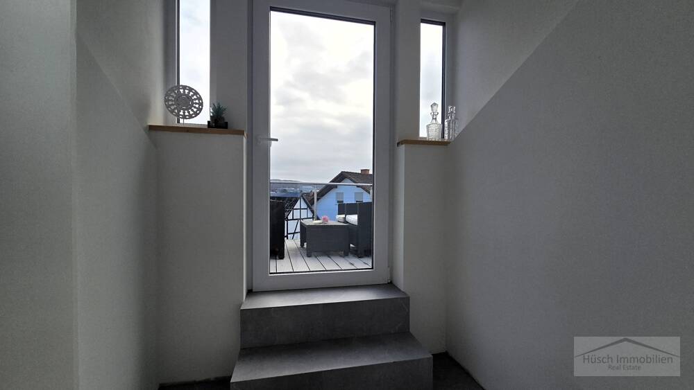 Einfamilienhaus Taunusstein / Neuhof Neuhof - 8 Zimmer, 224 m&sup2;, 749.000&euro; | Angebot:26218735