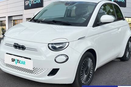 Fiat 500e 17.732 km 14.980 &euro; Wiesbaden 65201