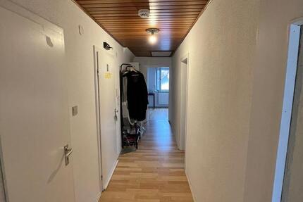 2 Zimmerwohnung + gr. Küche + Bad + Kellerraum in 64546 Mörfelden 2 zimmer