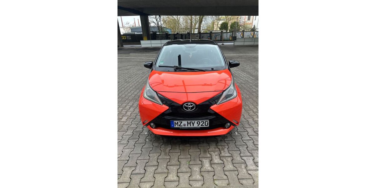 Toyota Aygo (X) 111.951 km 4.800 &euro; Mainz 55126