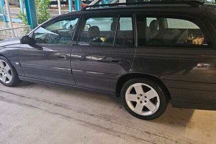 Opel Omega 62.500 km 5.050 &euro; Raunheim 65479