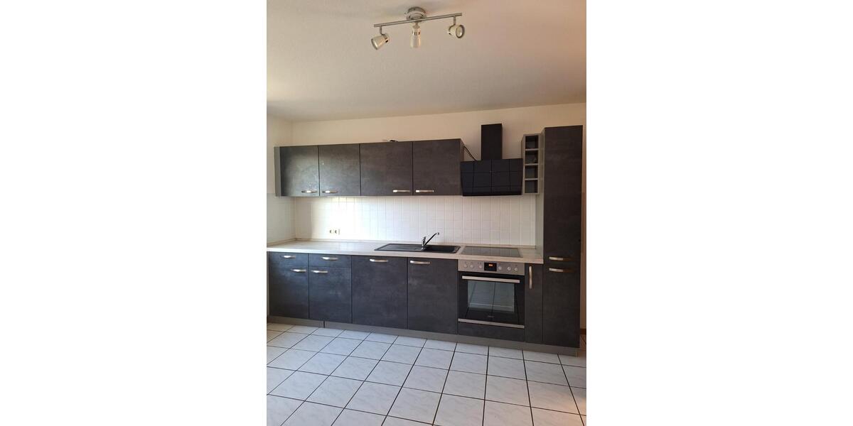Dachgeschoßwohnung Wörrstadt - 2.5 Zimmer, 85 m&sup2;, 850&euro; | Angebot:26649221