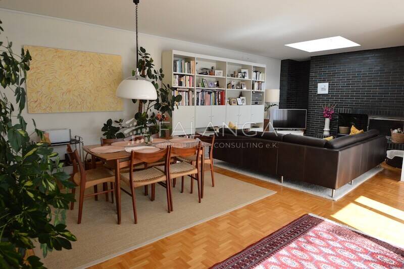 FALANGA ImmobilieN-Begehrter großer Bungalow in prima Zustand und top Grünlage in Mörfelden-Walldorf