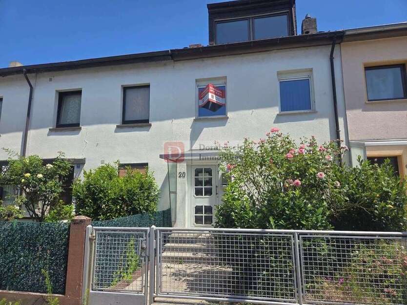 Haus zum Kaufen in Frankfurt am Main 399.000 € 92 m²