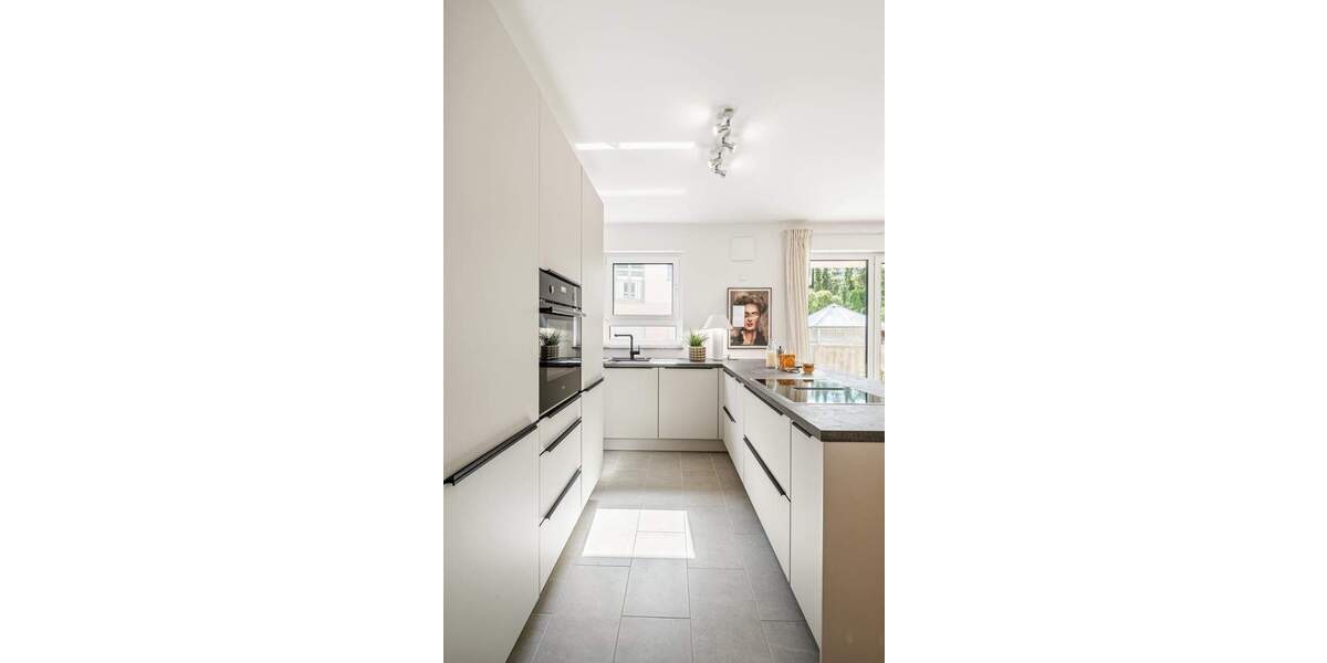 Terrassenwohnung Wiesbaden Biebrich - 4 Zimmer, 100 m&sup2;, 669.000&euro; | Angebot:26155757