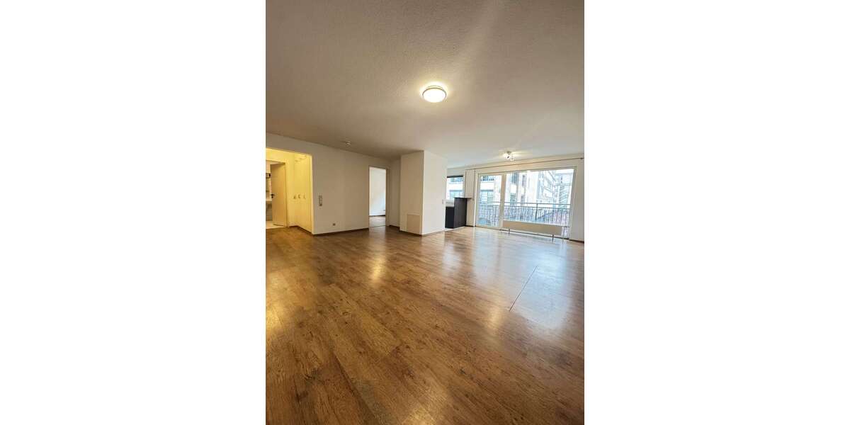 Etagenwohnung Frankfurt am Main Gallus - 2 Zimmer, 61 m&sup2;, 1.000&euro; | Angebot:25394970